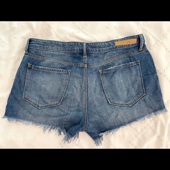 Cello Jean Shorts - Picture 3 of 3
